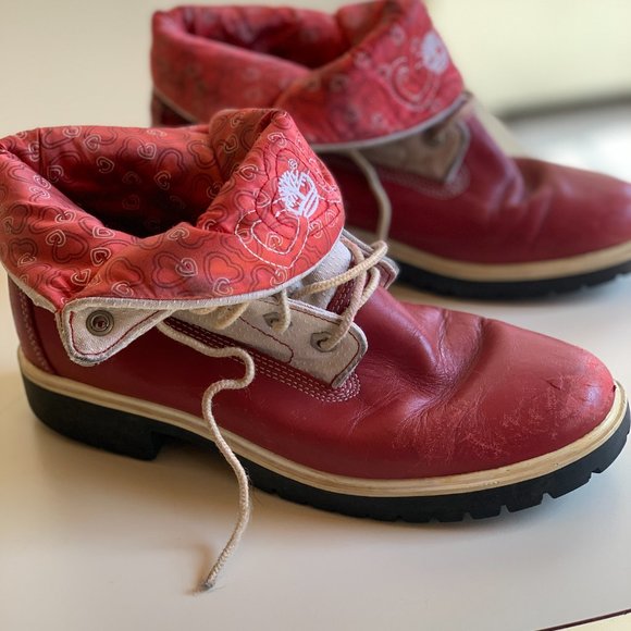 Red and White Timberlands - Picture 8 of 11